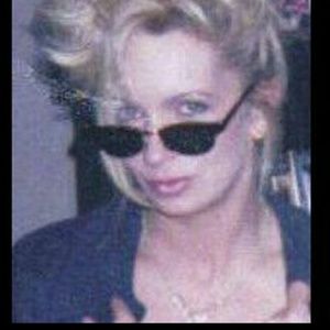 Meet your Posher, Melanie